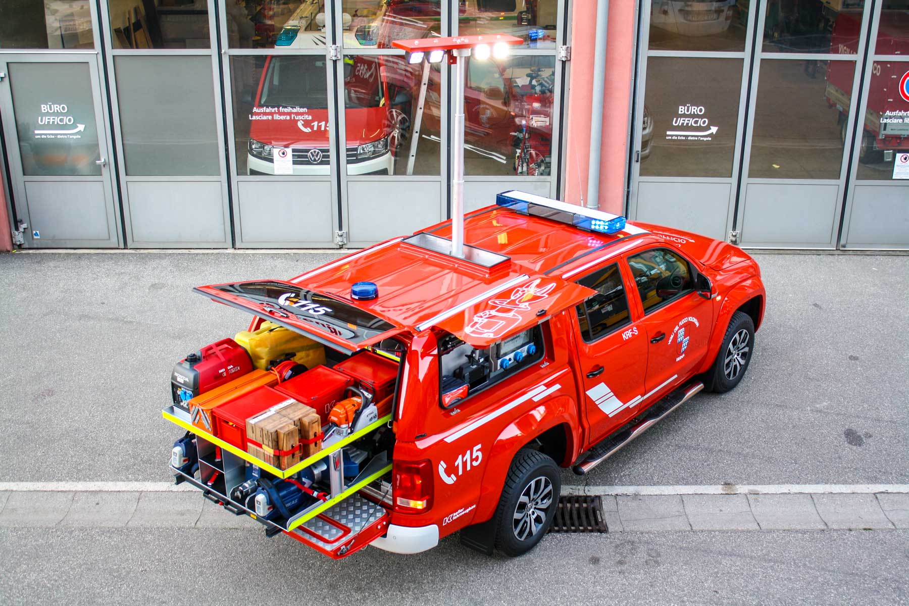 FF Vahrn Amarok Feuerwehrfahrzeug Kofler Fahrzeugbau